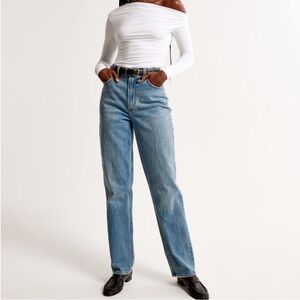 Abercrombie & Fitch 90’s Straight Ultra High Rise Jeans
